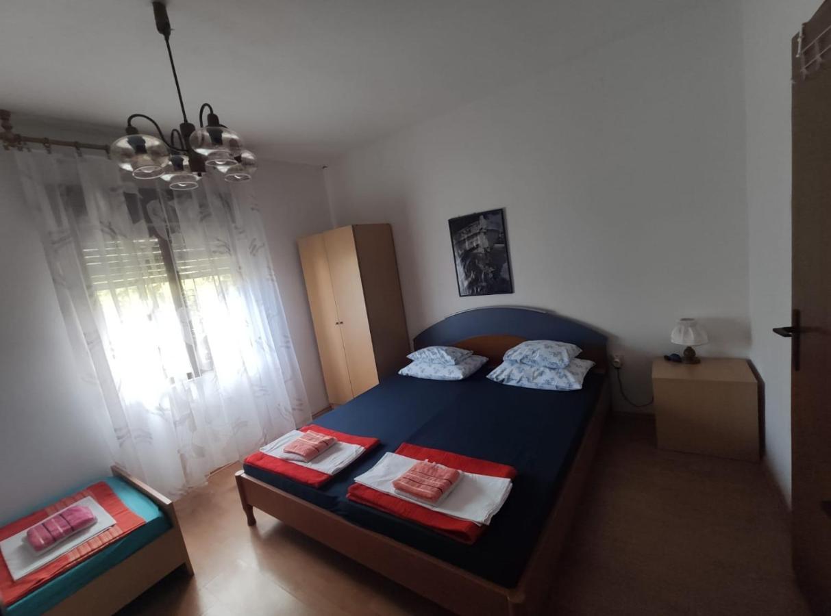 Family Apartment Near Beach Biograd Na Moru Ngoại thất bức ảnh
