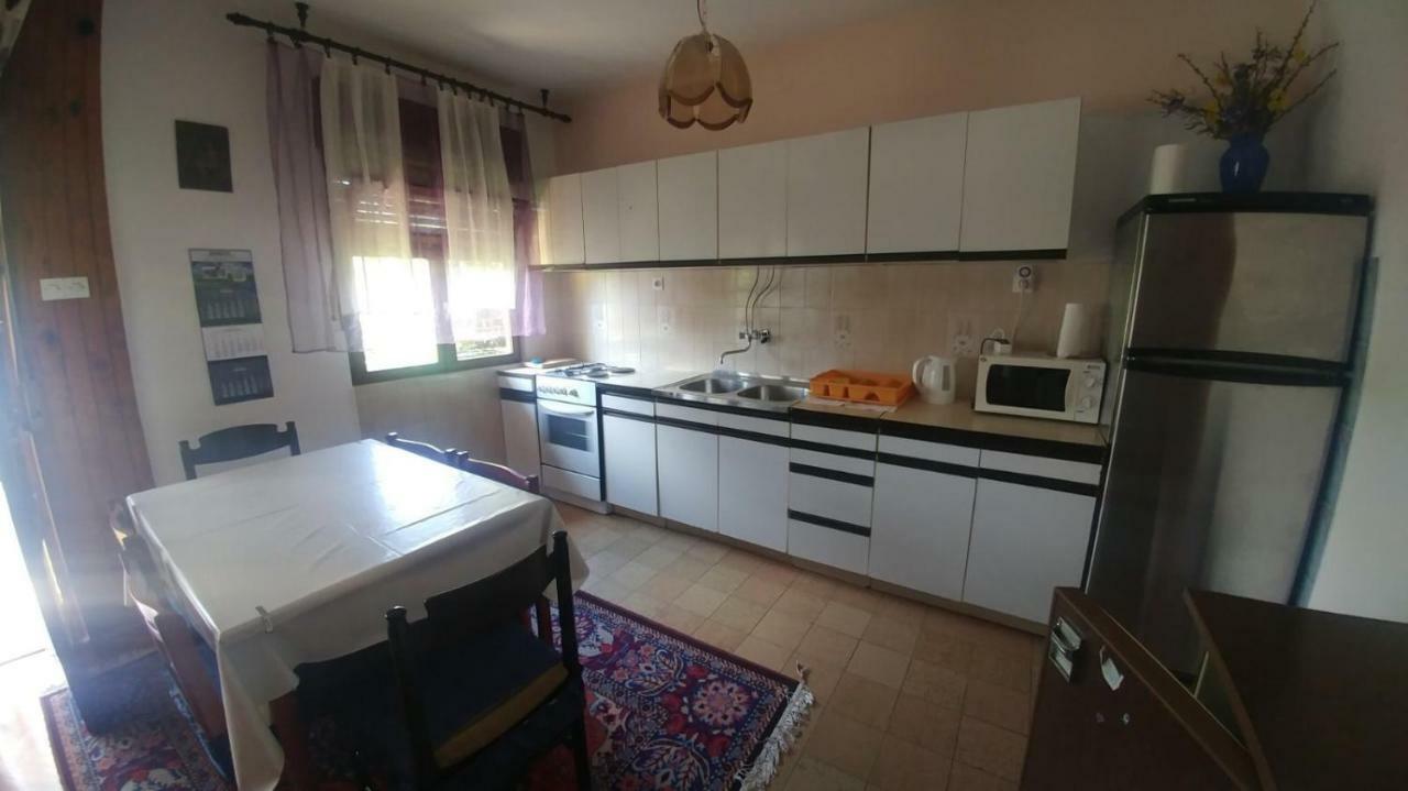 Family Apartment Near Beach Biograd Na Moru Ngoại thất bức ảnh